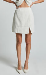 Iggy Mini Skirt - High Waist Split Boucle Skirt in Cream