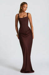 Hourglass Maxi Dress — Sculpted Silhouette, Effortless Style