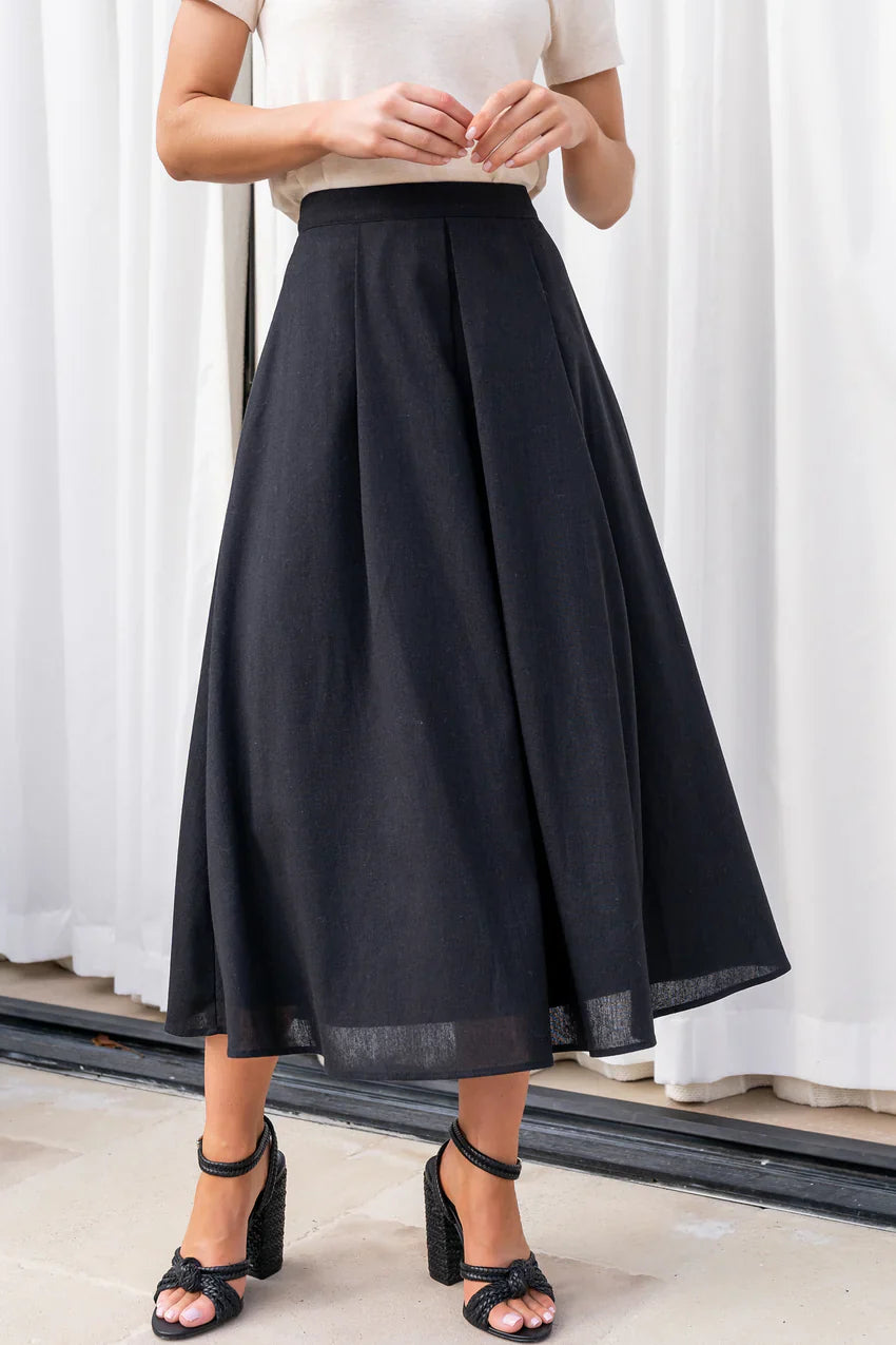 Katie Pleated Midi Skirt | Black