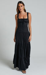 Lioness - Heart Shaped Maxi Dress in ONYX