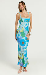 Shelia Midi Dress - Floral Printed Sweetheart Midi Dress in Blue Floral
