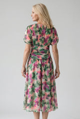 Elegant Long Dress With V-Neck